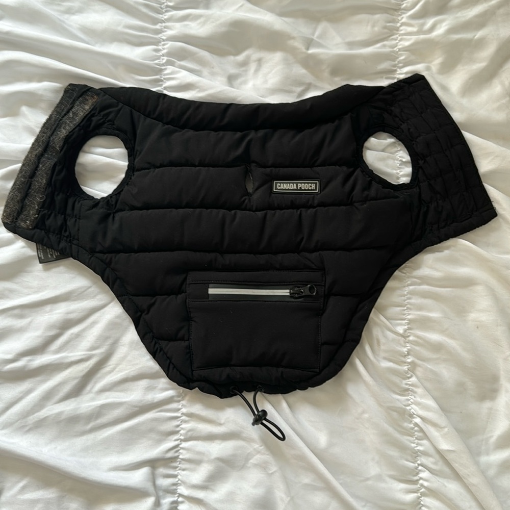 Canada Pooch puffy vest